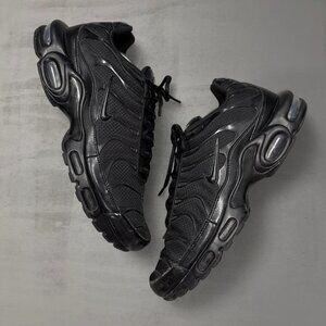 Nike Air Max Plus Triple Black Sneaker, Size 12 Used 604133-050 NBY